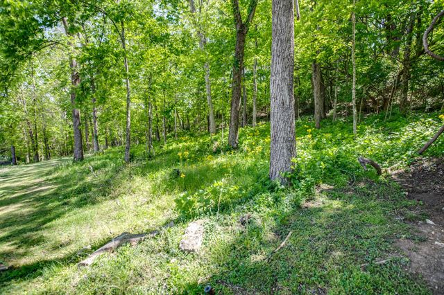 4141 Creek Trail Dr, Whites Creek, TN 37189
