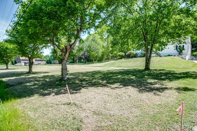 4141 Creek Trail Dr, Whites Creek, TN 37189