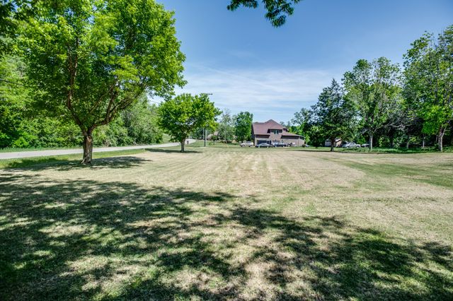 4141 Creek Trail Dr, Whites Creek, TN 37189