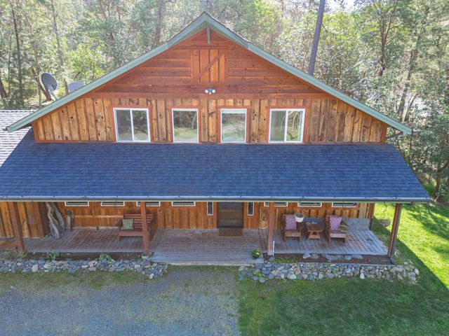 267 Grays Creek Road, Grants Pass, OR 97527