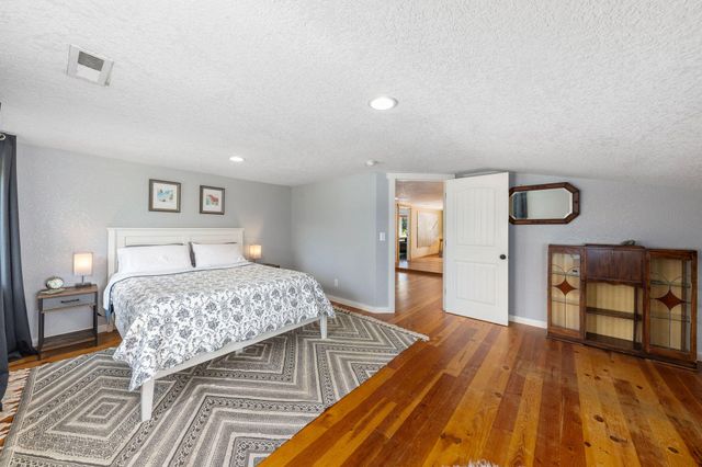 267 Grays Creek Road, Grants Pass, OR 97527