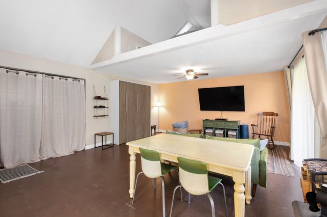 267 Grays Creek Road, Grants Pass, OR 97527