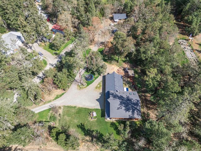 267 Grays Creek Road, Grants Pass, OR 97527