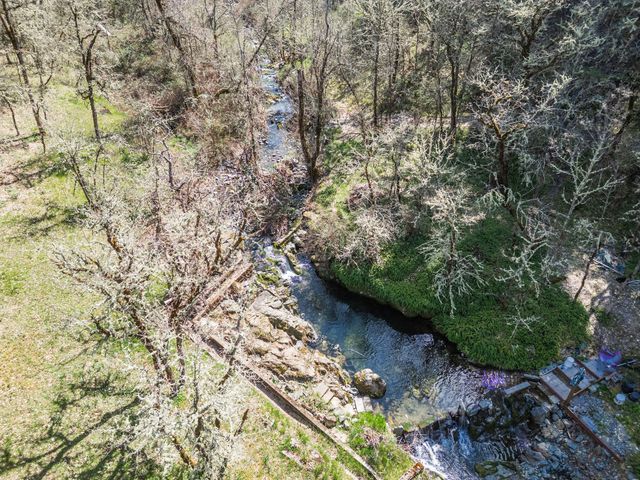 267 Grays Creek Road, Grants Pass, OR 97527