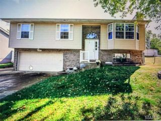 1821 Hilltop Village Lane, Imperial, MO 63052