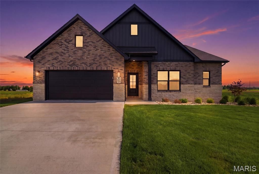 837 Bushwood Way, O'fallon, IL 62269