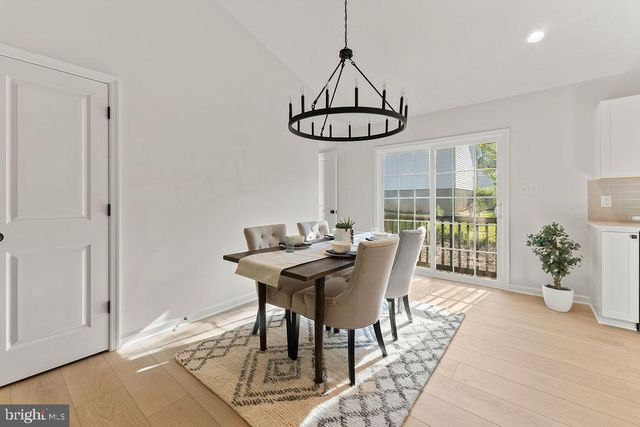 95 WOODLAND SHORES DR, Louisa, VA 23093