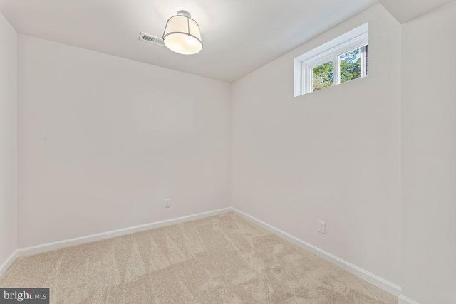 95 WOODLAND SHORES DR, Louisa, VA 23093