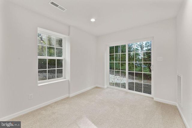 95 WOODLAND SHORES DR, Louisa, VA 23093