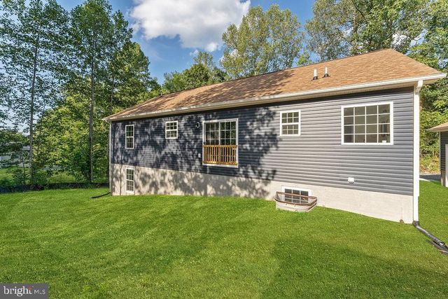 95 WOODLAND SHORES DR, Louisa, VA 23093