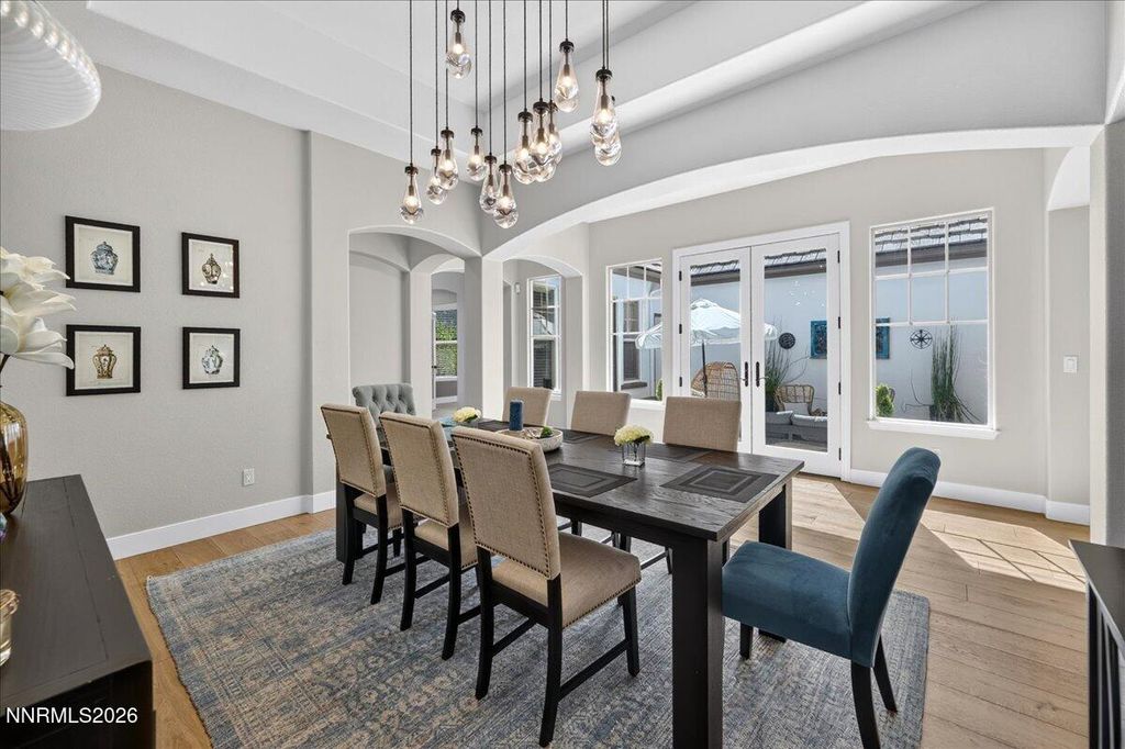 Image 9 of property listing at 5985 Cartier Drive, Reno, NV 89511