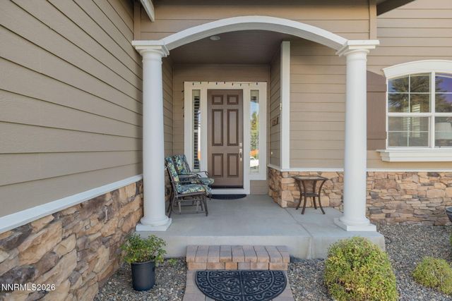 3272 Dog Leg Drive, Minden, NV 89423