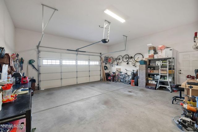 3272 Dog Leg Drive, Minden, NV 89423