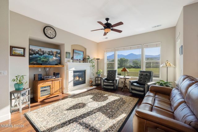 3272 Dog Leg Drive, Minden, NV 89423