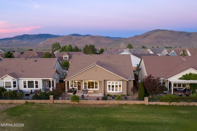 3272 Dog Leg Drive, Minden, NV 89423