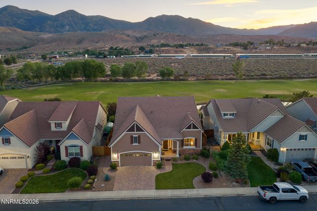 3272 Dog Leg Drive, Minden, NV 89423