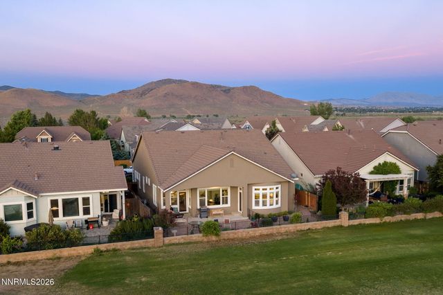 3272 Dog Leg Drive, Minden, NV 89423