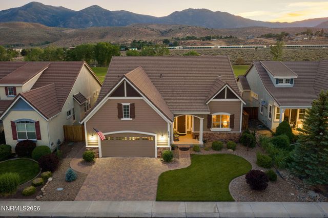 3272 Dog Leg Drive, Minden, NV 89423
