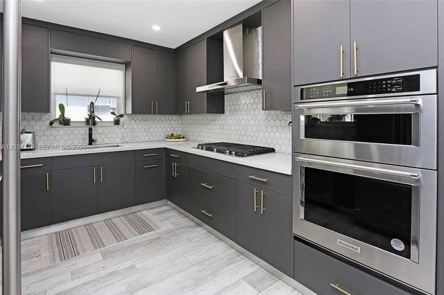 1611 Madison Street, Hollywood, FL 33020