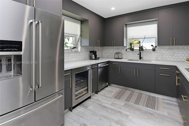 1611 Madison Street, Hollywood, FL 33020