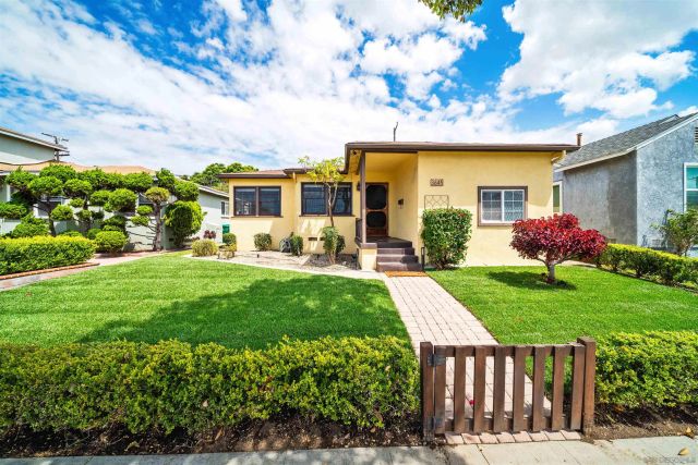 3645 E 17th Street, Long Beach, CA 90804