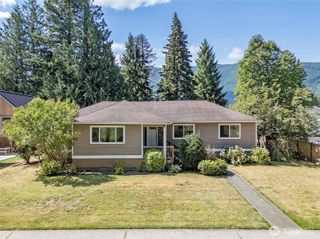 349 E 3rd Street, North Bend, WA 98045