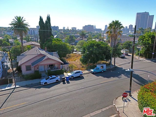202 Belmont Avenue, Los Angeles, CA 90026