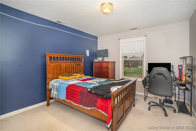 6103 Pebble Creek Cove, Floyds Knobs, IN 47119