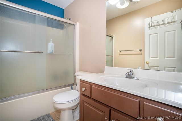 6103 Pebble Creek Cove, Floyds Knobs, IN 47119