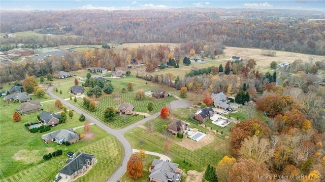 6103 Pebble Creek Cove, Floyds Knobs, IN 47119