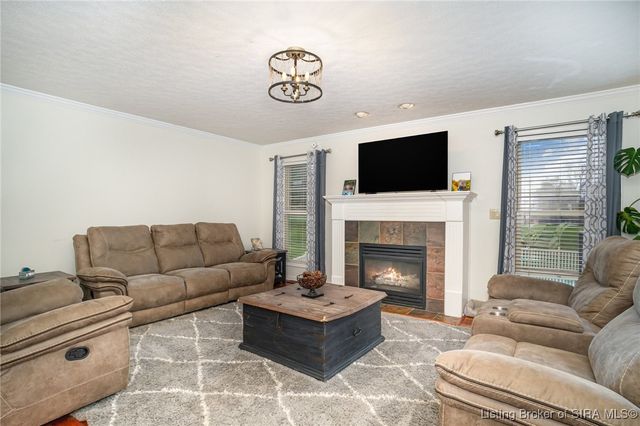 6103 Pebble Creek Cove, Floyds Knobs, IN 47119