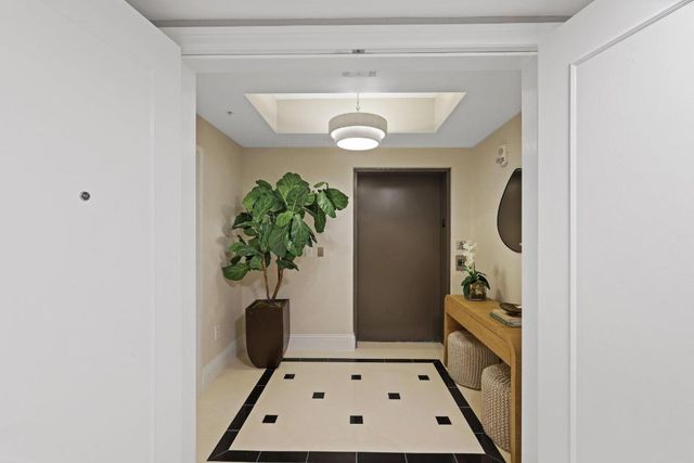 1063 Hillsboro Mile 404, Hillsboro Beach, FL 33062