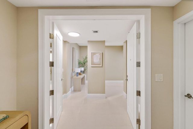 1063 Hillsboro Mile 404, Hillsboro Beach, FL 33062