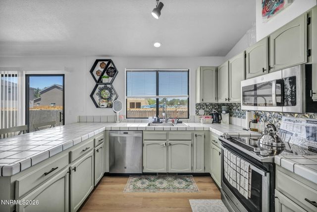 3565 Sunnybrook Court, Sparks, NV 89436