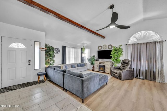 3565 Sunnybrook Court, Sparks, NV 89436