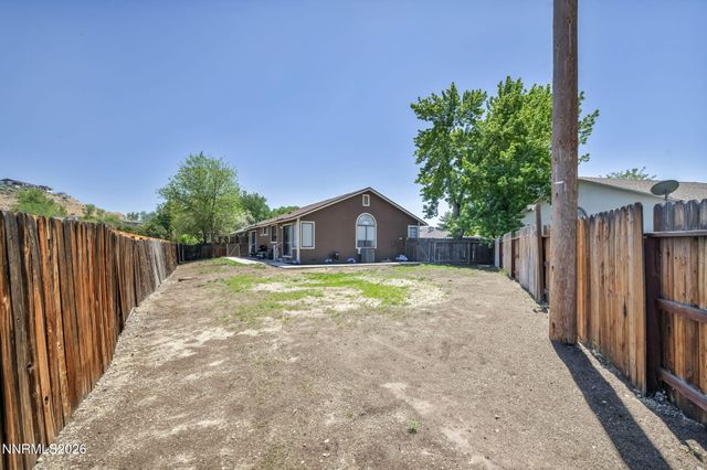 3565 Sunnybrook Court, Sparks, NV 89436