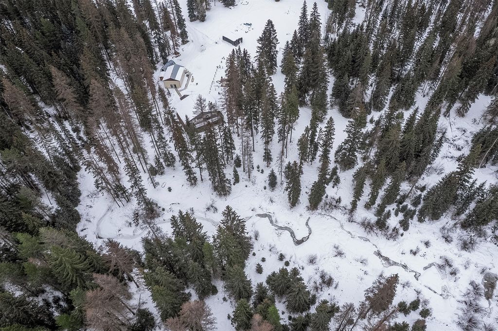 4891 & 4875 US Highway 93 W, Whitefish, MT 59937 photo 3