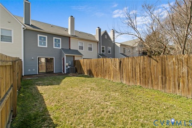 2264 High Bush Circle, Glen Allen, VA 23060