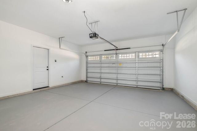 2507 Lynbridge Drive, Charlotte, NC 28226