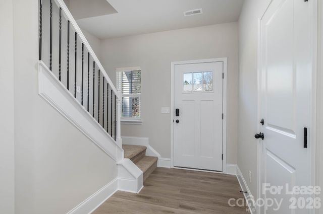 2507 Lynbridge Drive, Charlotte, NC 28226