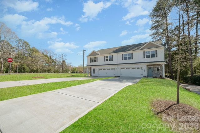 2507 Lynbridge Drive, Charlotte, NC 28226