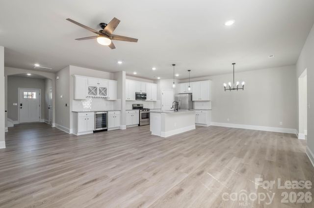 2507 Lynbridge Drive, Charlotte, NC 28226