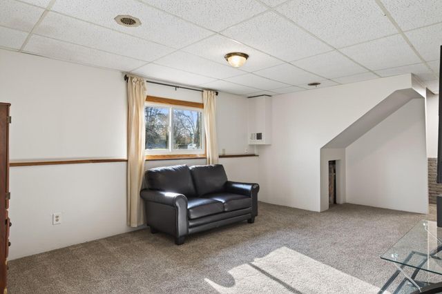 11511 Idaho Avenue N, Champlin, MN 55316