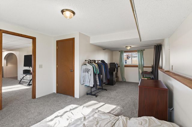 11511 Idaho Avenue N, Champlin, MN 55316