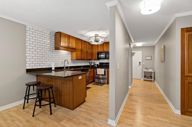 3150 Excelsior Boulevard 103, Minneapolis, MN 55416