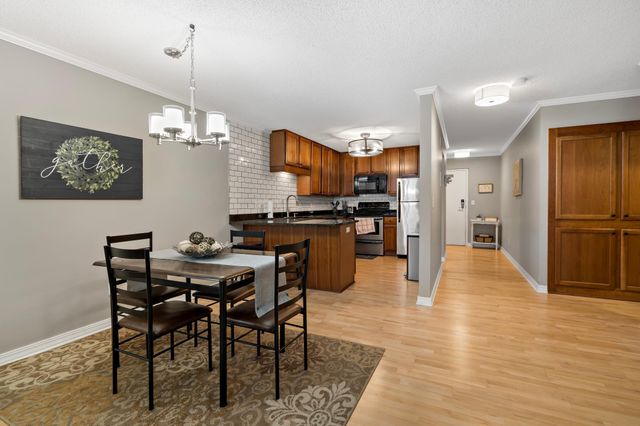 3150 Excelsior Boulevard 103, Minneapolis, MN 55416
