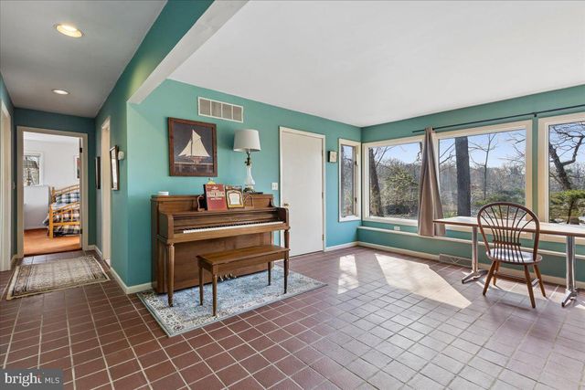 10087 JOHN CARVILL RD, Chestertown, MD 21620