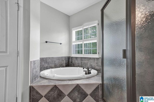 8520 HIDDEN CREEK DRIVE, Gardendale, AL 35071