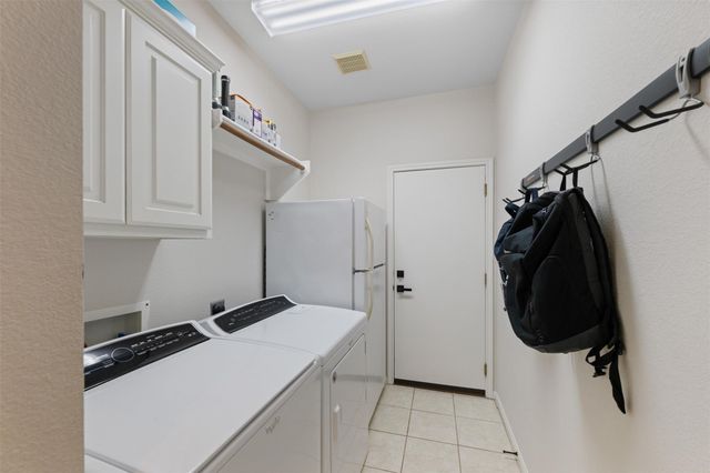 2403 Dartford BND, Cedar Park, TX 78613