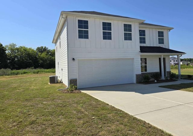 612 Leisure Pointe Road, Macon, GA 31216
